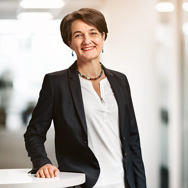 JEANNETTE EBERS-ERNST