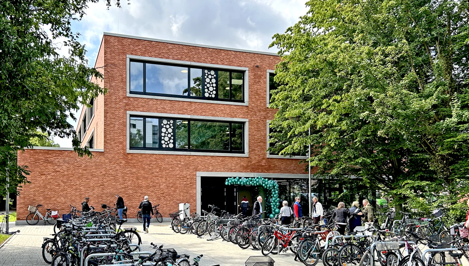GRBV Thomas-Morus-Grundschule | Neubau Eingang