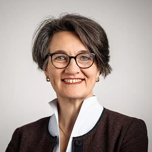 Dr. Jeannette Ebers-Ernst